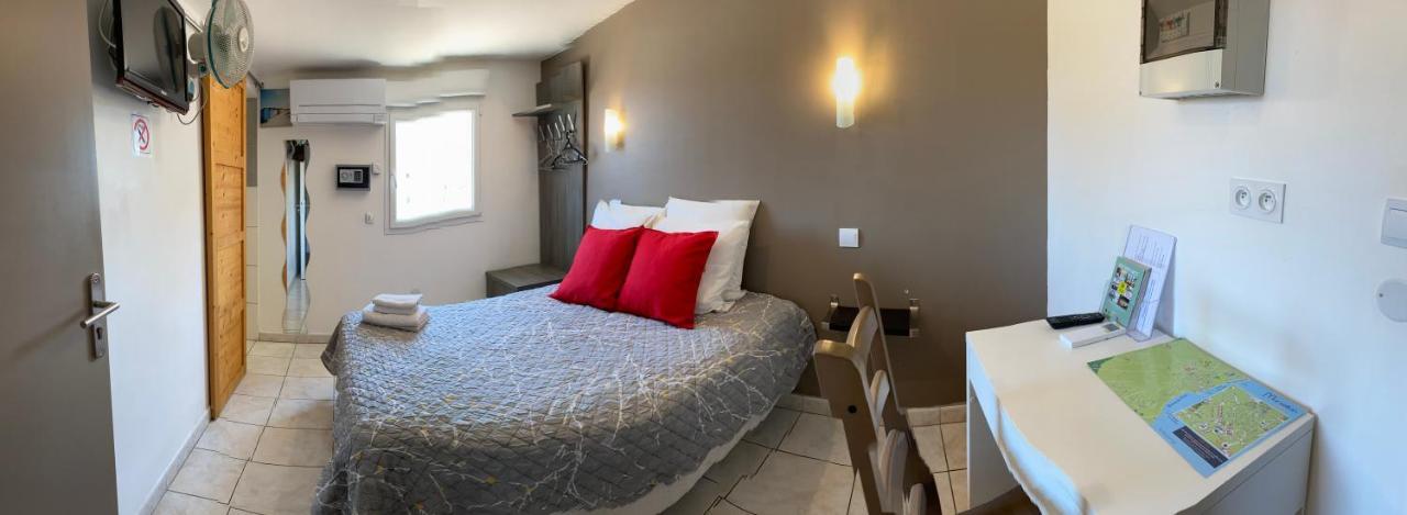 מרסיאן Logis Hotel La Chaumiere מראה חיצוני תמונה