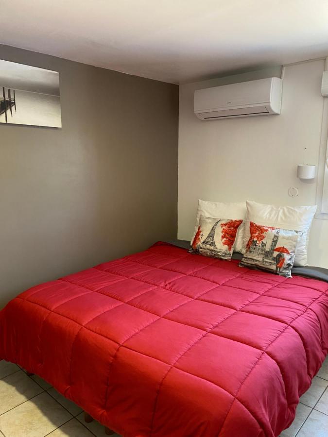 מרסיאן Logis Hotel La Chaumiere מראה חיצוני תמונה
