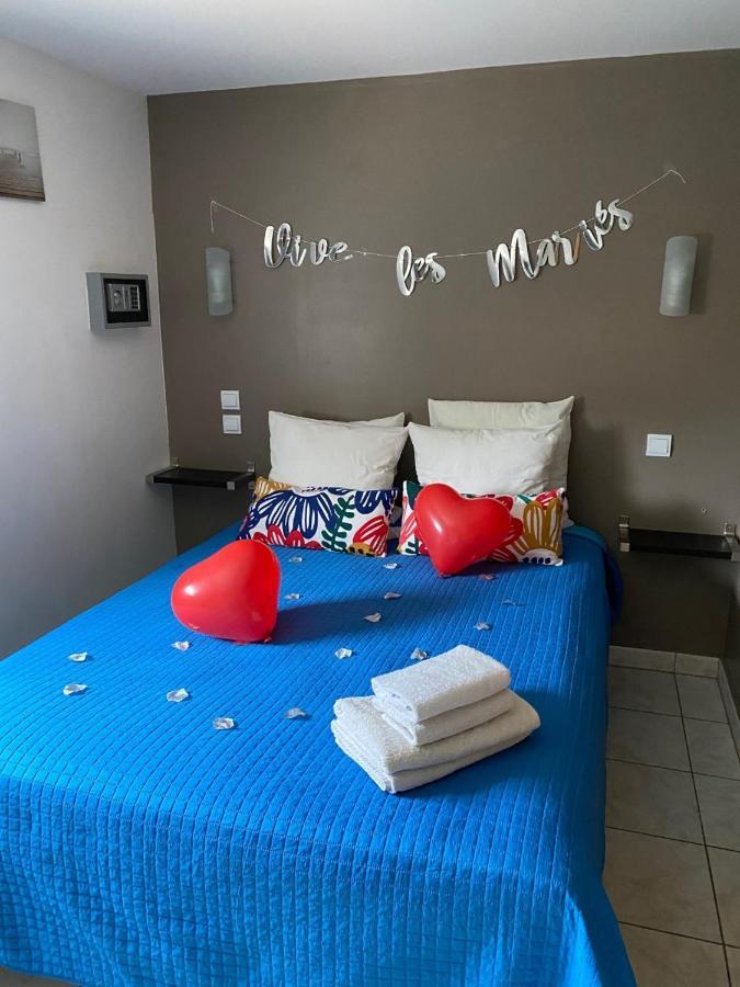 מרסיאן Logis Hotel La Chaumiere מראה חיצוני תמונה