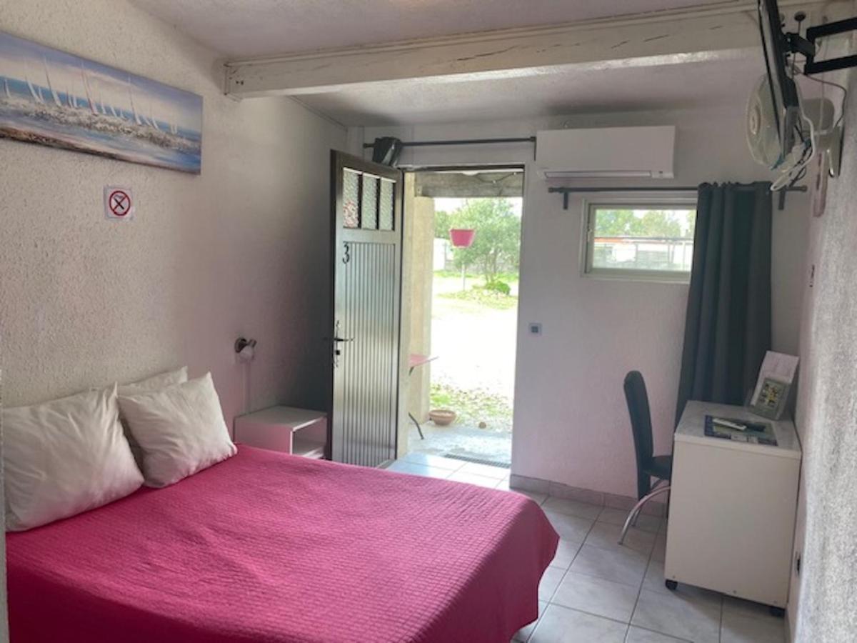 מרסיאן Logis Hotel La Chaumiere מראה חיצוני תמונה