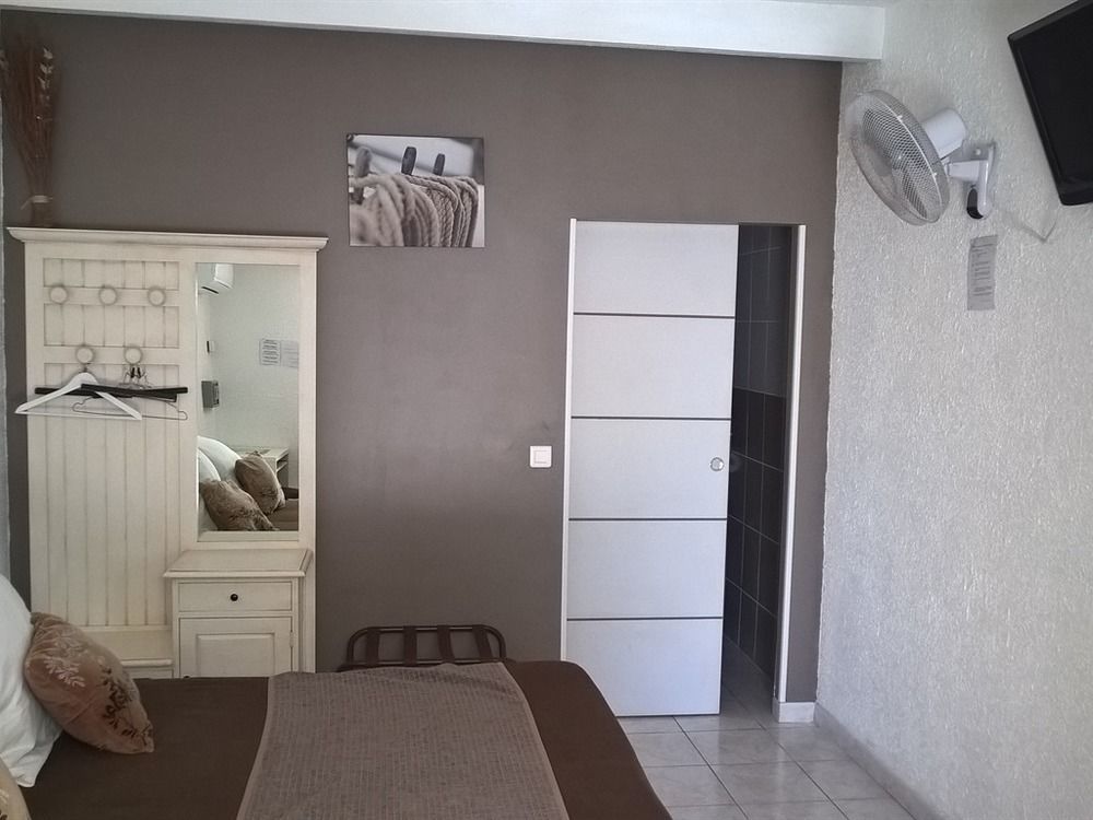 מרסיאן Logis Hotel La Chaumiere מראה חיצוני תמונה